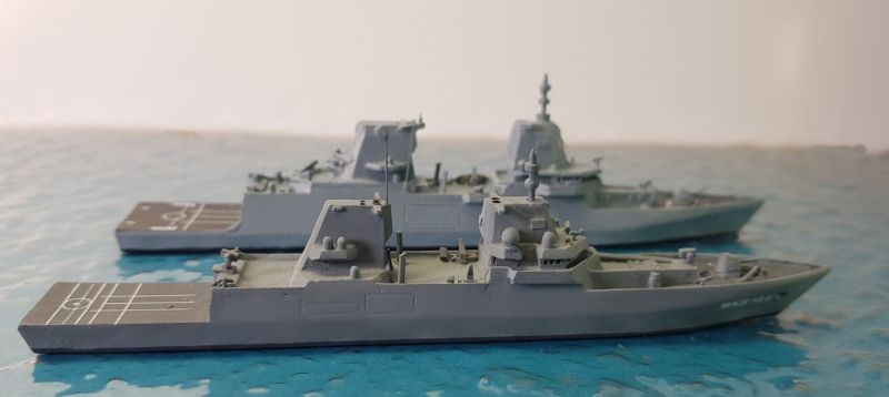 Größenvergelich MKS 180 (vorne) zu F 126 (hinten)